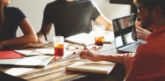 Powrót do rzeczywistości.