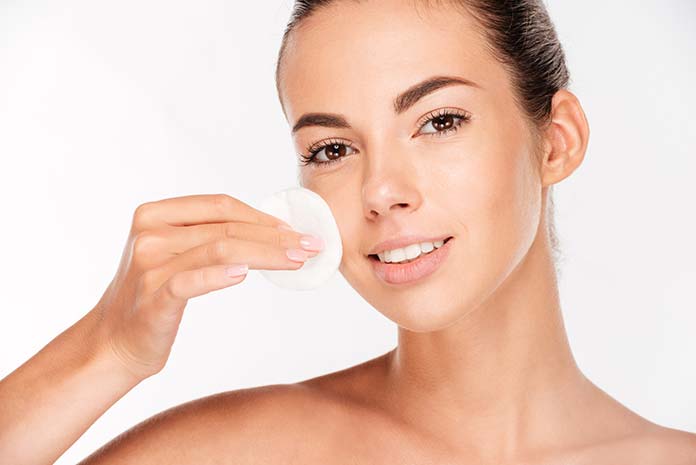 Codzienna pielęgnacja twarzy – nie zapomnij o toniku! Codzienna pielęgnacja twarzy – nie zapomnij o toniku!