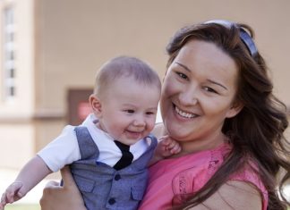 Jak adoptować dziecko