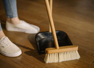 Czy warto wynająć firmę sprzątającą