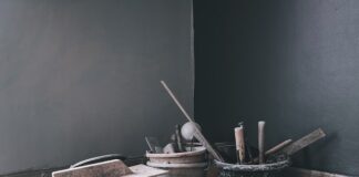 jak prawidłowo nakładać zaprawę