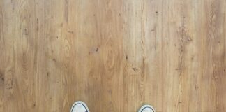 Jakie materiały budowlane są najlepsze na podłogi?