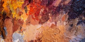 Jakie farby i lakiery warto wybrać do malowania wnętrz?