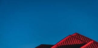 Czym kierować się przy wyborze pokrycia dachowego