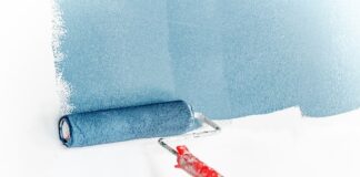 Farby do drewna: Jakie wybrać i jak zastosować? Farby do drewna