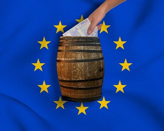 Ile odkładać z wypłaty?