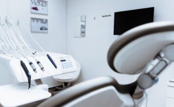 Ból zęba po leczeniu lub bez wyraźnej przyczyny – kiedy potrzebna jest diagnostyka stomatologiczna Ból zęba po leczeniu